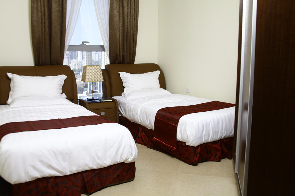 Laguna Hotel Suites Kuwait City Phòng bức ảnh